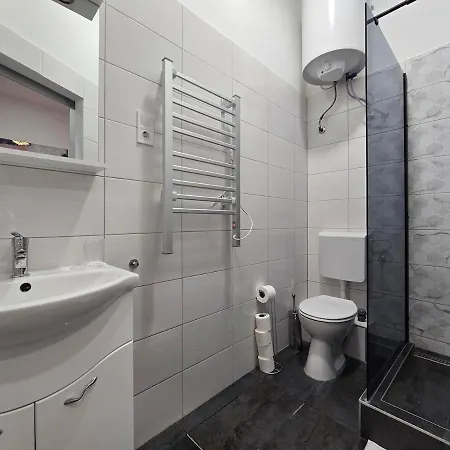 Apartment Peaceful Soho Near New York Cafe Budapest